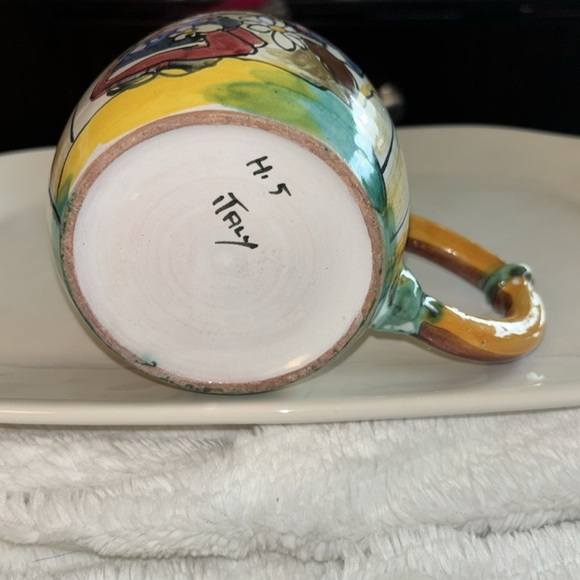 Vintage Italian F.s. Faone Scardin Majolica
Pottery Barrel Coffee Mug Cup 1 of 6 - Picture 7 of 9